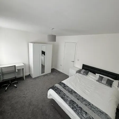 Home Sleeps5-Netflix-Parking-Near City Centre-Etihad-Coop Live Manchester Exterior photo
